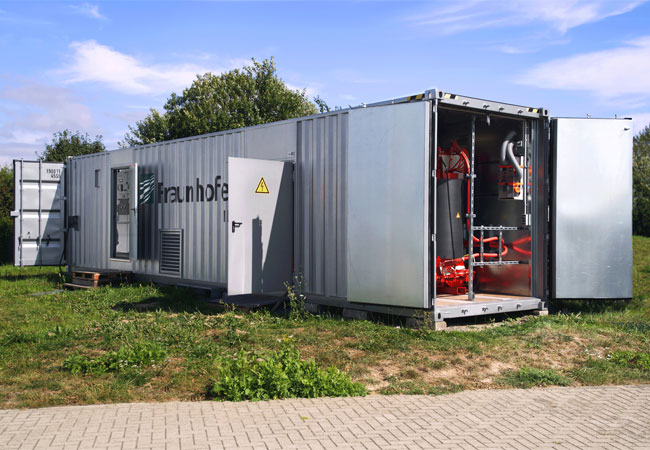 PB: Die neue Prüfeinrichtung des Fraunhofer IEE zum Testen bzgl. OVRT / Spannungsüberhöhungen / © Fraunhofer IEE