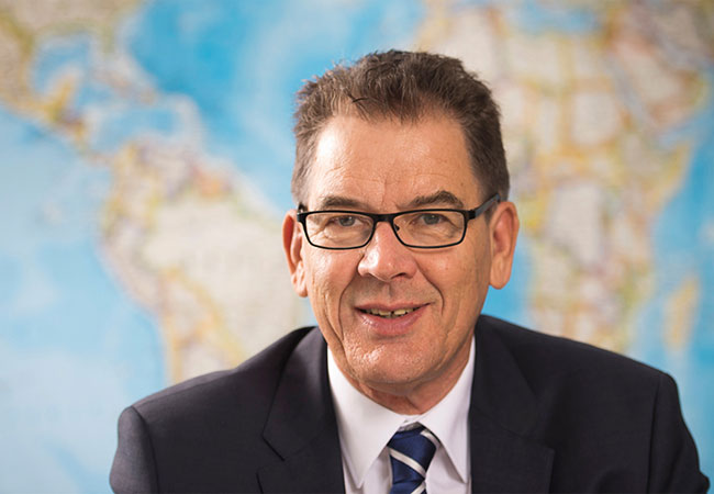 PB: Minister Dr. Gerd Müller / Urheberrecht: Michael Gottschalk / Photothek.net