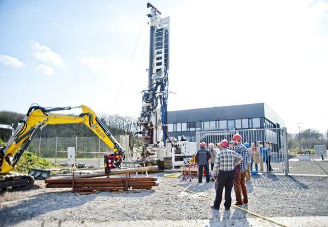 PB: Als Forschungszentrum mit anwendungsorientierter Forschung passt das Geothermiezentrum gut zu den Instituten der Fraunhofer-Gesellschaft.