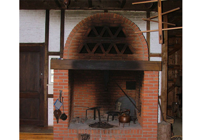 Offene Feuerstelle in einem Bauernhaus / Foto: HB