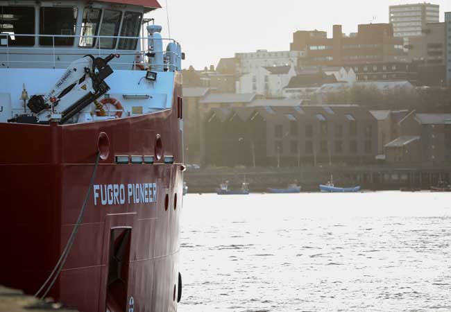PB: Fugro Pioneer left the Port of Sunderland in the UK earlier this month to kick off a 6-month offshore site investigation and survey campaign for innogy’s Sofia offshore wind farm.