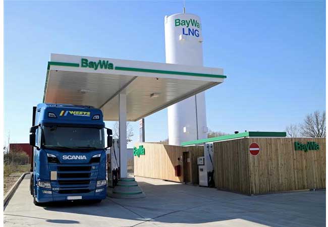 PB: Gut erreichbar für den Schwerverkehr Erste LNG-Tankstelle in Wolfsburg an den Start gegangen / © Volkswagen