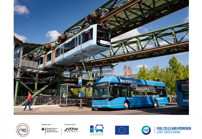 PB: In Wuppertal fährt nicht nur die Schwebebahn emissionsfrei, sondern auch die neuen Wasserstoffbusse. / Quellenangabe: "obs/WSW Wuppertaler Stadtwerke GmbH/Stefan Tesche-Hasenbach" Bildrechte:WSW Wuppertaler Stadtwerke GmbHFotograf:Stefan Tesche-Hasenbach