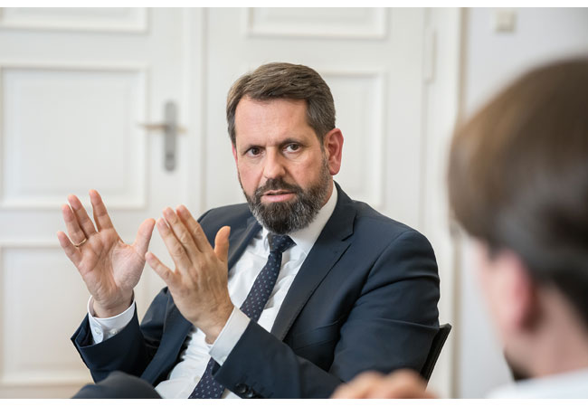 PB: Olaf Lies (Fotos von Fotograf Olaf Horn, verwendbar nur mit Nennung des Bildnachweises