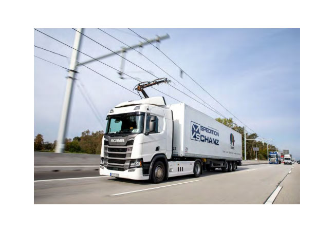 PB: Oberleitungs-Lkw im Betrieb auf der ELISA-Teststrecke (A5 in Hessen). Quelle: Siemens 2019