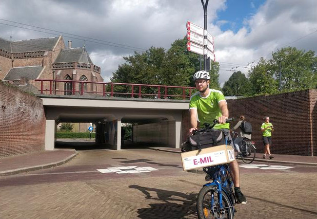 PB: Lastenradfahrer auf niederländischem Radschnellwegenetz Patrick Mayregger Bergische Universität Wuppertal