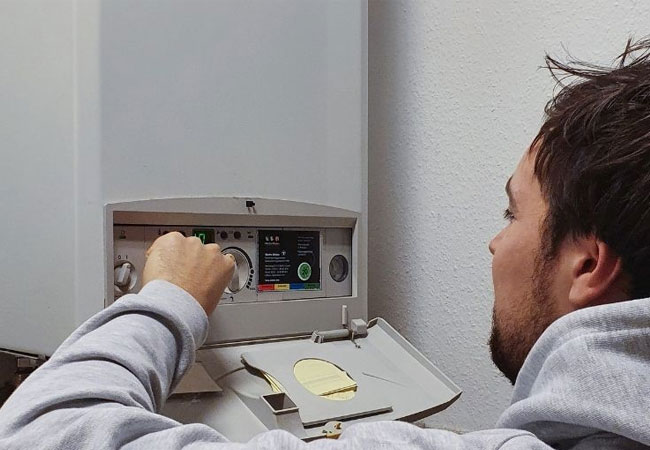 PB: Zertifizierung für Hersteller und Energieversorger / Wasserstoff in privaten Haushalten nutzbar machen / Voraussetzung für klimaneutrale Energieversorgung schaffen / Informationen unter www.tuv.com/wasserstoff