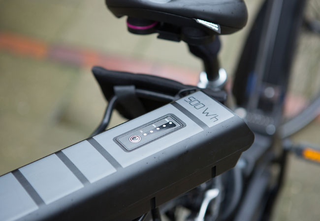 PB: Lithium-Ionen-Akkus im Mittelpunkt der Forschung - Sie sind in der elektrischen Zahnbürste, im E-Bike und Smartphone