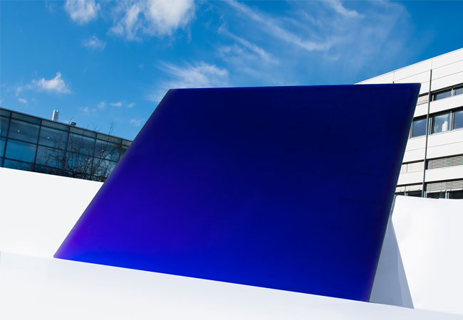 PB: Die neuen Photovoltaikmodule lassen sich in der gewünschten Farbe herstellen. / © Fraunhofer ISE