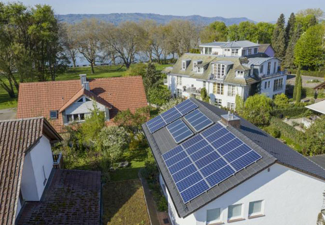 PB: Mit neuartigen Verfahren und Planungswerkzeugen können Kommunen nun berechnen, wie die Energieversorgung für einzelne Quartiere am besten ausgestaltet werden kann. Foto: Solar Cluster Baden-Württemberg / Kuhnle & Knödler