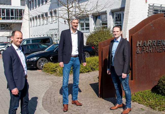 PB: Nils-R. Vetter MD of Wind Multiplikator, Heiko Felderhoff MD of Harren & Partner and SAL Renewables and Michael Munder-Oschimek MD of OWS