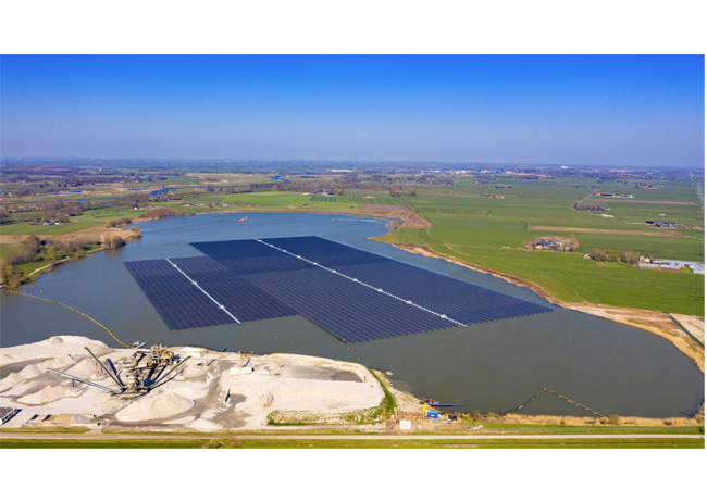 PB: BayWa r.e. veröffentlicht erste Erkenntnisse zu Umweltauswirkungen von Floating-PV-Anlagen / © BayWa r.e. 