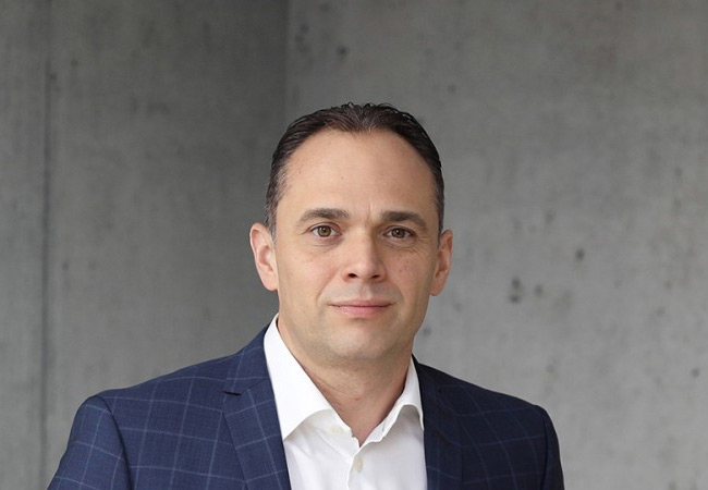 PB: Viktor Molnar leitet ab 1. Juni 2021 den Unternehmensbereich Fahrwerksysteme.
