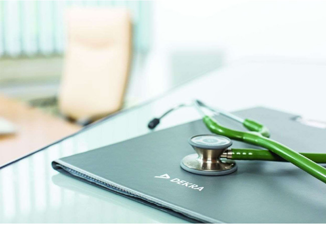 PB: DEKRA Arbeitssicherheitsreport 2021: Homeoffice macht viele krank