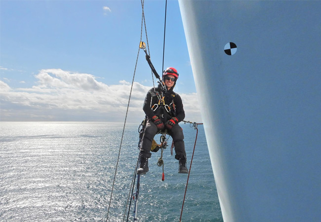 PB: Schon seit rund 20 Jahren bietet die Deutsche WindGuard Inspektionen von Windenergieanlagen an Land und auf See an. Jetzt wurde die Deutsche WindGuard Inspection GmbH von der Deutschen Ak-kreditierungsstelle (DAkkS) als Inspektionsstelle Typ A akkreditiert.