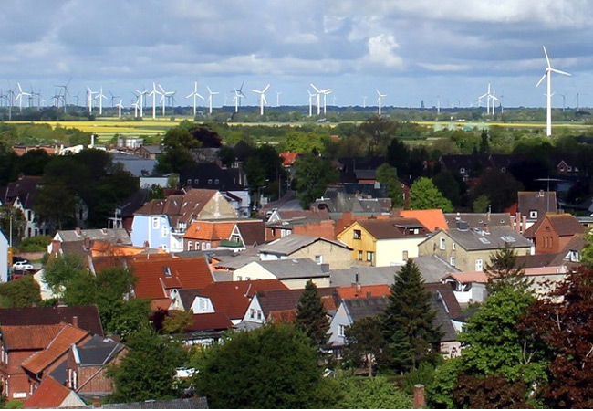 PB: Schon viel Windenergieproduktion in der Region Heide. Doch wie geht es weiter? / Bildrechte:Entwicklungsagentur Region HeideFotograf:Julia Kröger