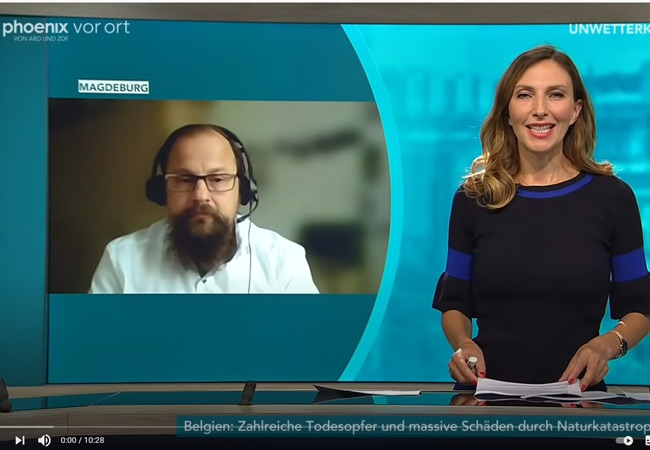 PB: phoenix Moderatorin Tina Dauster im Gespräch mit Prof. Daniel Bachmann