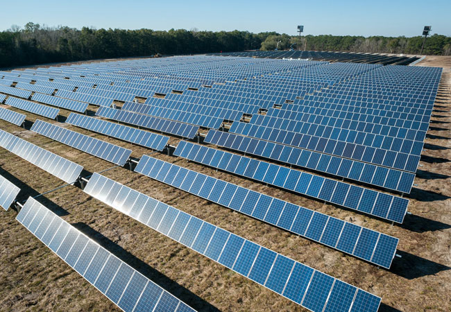 PB: Der griechische Energieversorger WATT+VOLT hat die deutschen IT-Unternehmen emsys VPP und energy & meteo systems mit der Bereitstellung ihres Virtuellen Kraftwerks und von Solar- und Windleistungsprognosen beauftragt. / copyright_american-public-power-association-unsplash