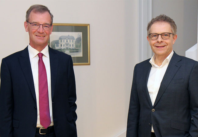 PB: Dr. Jürgen Zeschky (links), designierter ENERCON CEO, und Heiko Janssen, Vorstandsvorsitzender der Aloys Wobben Stiftung.