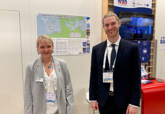 PB: WAB-Geschäftsführerin Heike Winkler und OCEaN-Projektmanager Cristian Passarello Ende November auf der WindEurope „Electric City 2021“ Messe in Kopenhagen