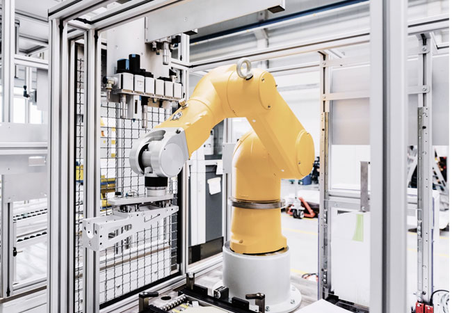 PB: Die neueste Generation von Planetengetrieben der Melior Motion GmbH ist für hochpräzise Industrieroboter mit mittlerer bis hoher Traglast für Anwendungen wie Schweißen, Montage und Auftragen von Klebstoffen oder Farben ideal geeignet.