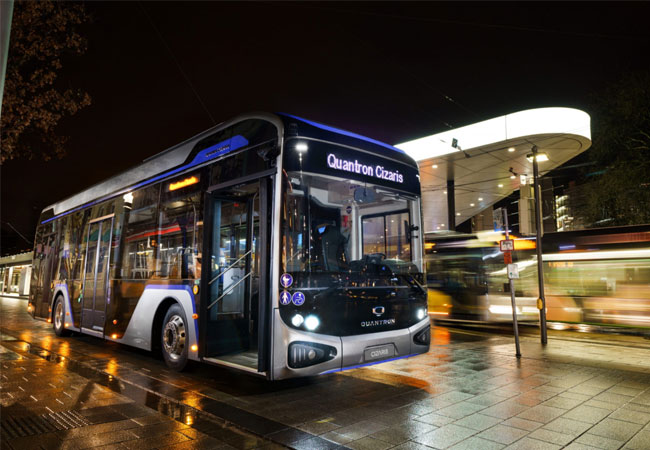 PB: QUANTRON startet mit dem Elektrobus CIZARIS emissionsfrei durch