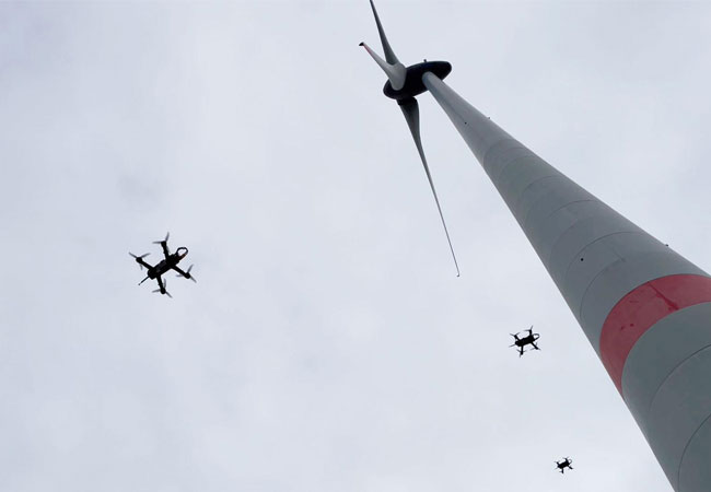 PB: Mes­sun­gen an der Wind­kraft­an­la­ge / Credit: DLR (CC BY-NC-ND 3.0)