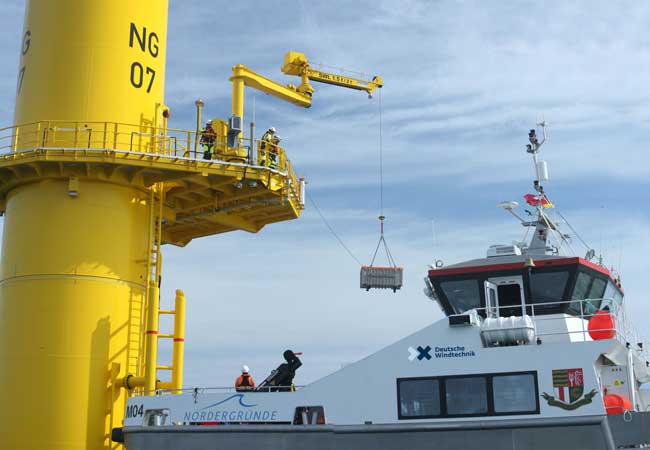 PB: Mit auf Synergien ausgerichteten Wartungskampagnen konnte die Deutsche Windtechnik 2021 die Stillstandzeiten im OWP Nordergründe um 28,5 Prozent senken (Foto: Deutsche Windtechnik)