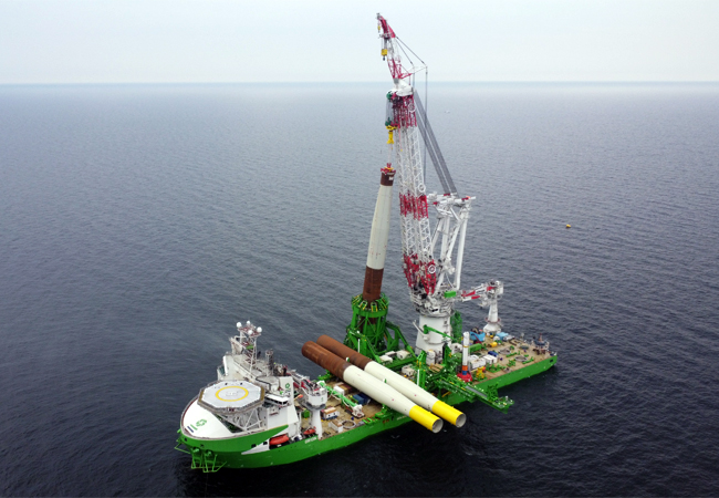 PB: Neue Maßstäbe: Das erste XXL-Monopile für den Offshore-Windpark Arcadis Ost ist installiert
