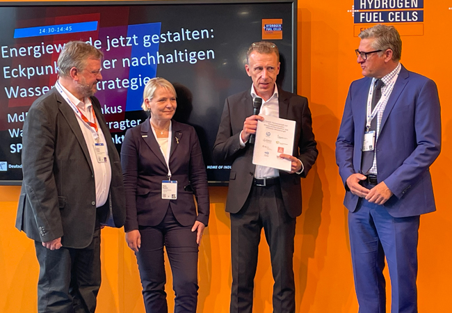PB: Uebergabe Offshore-Wind-H2-Appell / ©: DWV