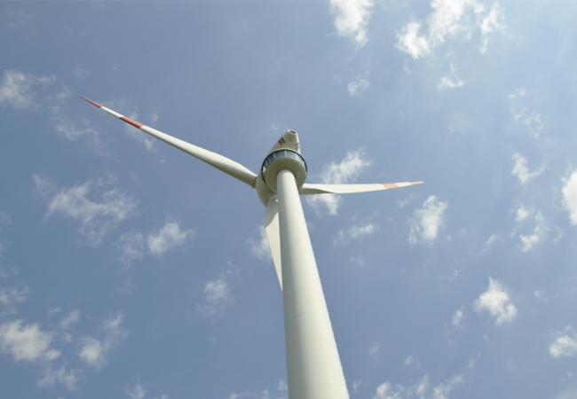 PB: Anlagenbetreiber profitieren vom VERBUND Know-how bei der Vermarktung von Strom aus erneuerbaren Energiequellen wie Wind, Photovoltaik und Kleinwasserkraft.