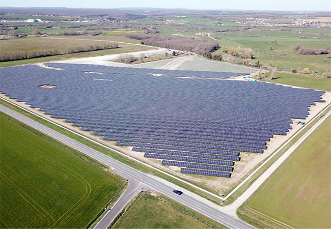 PB: Solarpark der Energiequelle GmbH an Watt & Co verkauft