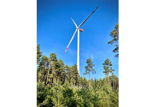 PB: Anlage im Windpark Auras in Brandenburg / © UKA