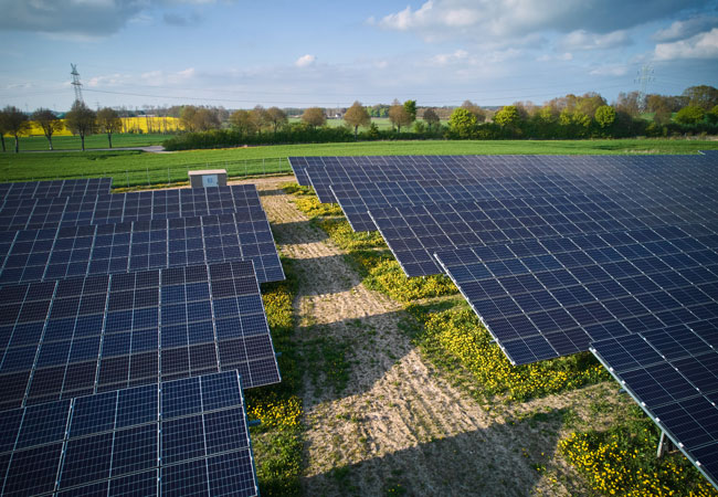 PB: Größte deutsche Transaktionen zur Refinanzierung eines 315 Megawatt Photovoltaik-Portfolios
