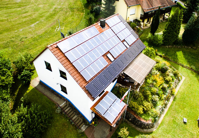 PB: 2015 montierte Photovoltaikanlage in Igensdorf / ©: iKratos Solar und Energietechnik GmbH