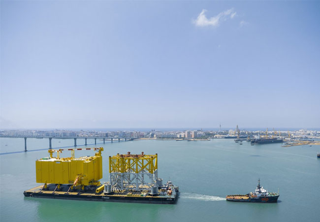 PB: TenneTs 900-MW-Offshore-Plattform DolWin kappa verlässt Werft in Cádiz / ©: TenneT