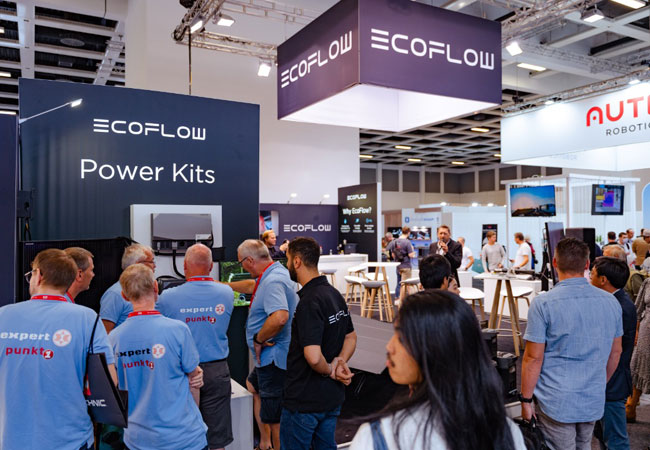 PB: EcoFlow demonstrierte, wie Verbraucher in Zukunft zu Hause Strom selbst produzieren, speichern und nutzen können um netzunabhängig zu werden und bei der Stromrechnung zu sparen.