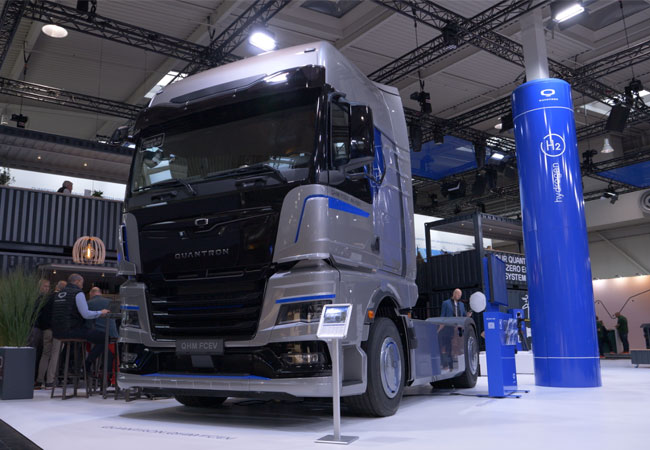 Der QUANTRON QHM FCEV auf der IAA Transportation 2022