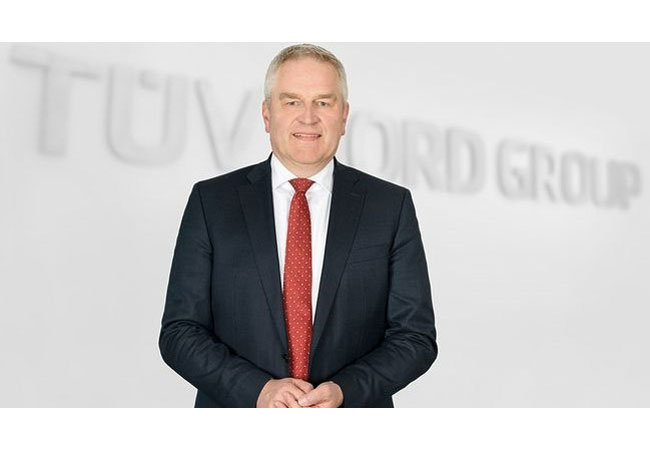 PB: Dr. Maik Tiedemann, CEO der DMT GROUP