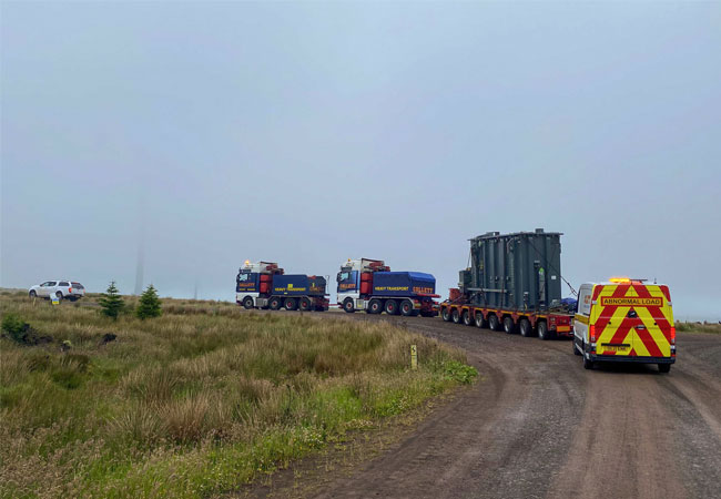 PB: Collett-Team transportiert 80-Tonnen-Transformator zum Windpark Harting Rig