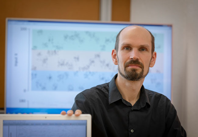 PB: Robert Legenstein leitet das Institut für Grundlagen der Informationsverarbeitung an der TU Graz und ist zugleich Leiter des neuen Graz Center for Machine Learning (GraML). Bildquelle: Lunghammer - TU Graz