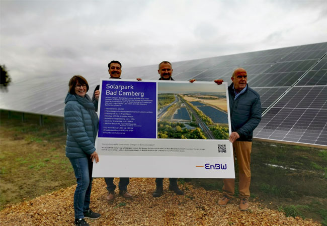 PB: Hessens Umweltministerin Priska Hinz weiht neuen EnBW-Solarpark an der A3 ein. Vlnr. Priska Hinz, Ministerin für Umwelt, Klimaschutz, Landwirtschaft und Verbraucherschutz des Landes Hessen Michael Class, Leiter Erzeugung Portfolioentwicklung EnBW Jens-Peter Vogel, Bürgermeister Bad Camberg Ruprecht Keller, Kreistagsbeigeordneter Landkreis Limburg-Weilburg