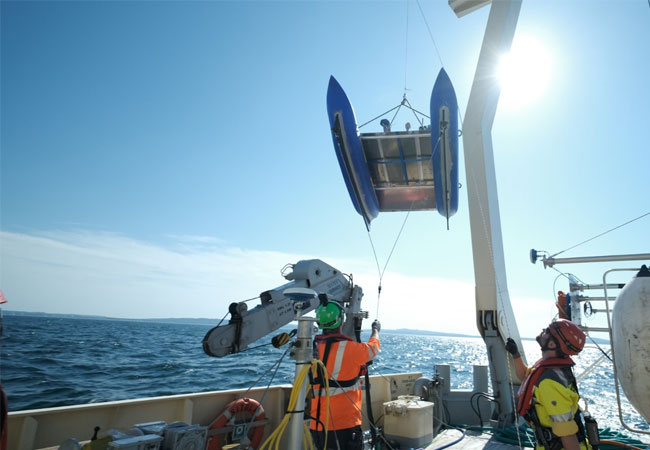 PB: Mit dem innovativen Messsystem „Manta Ray G1“ werden im Meeresuntergrund Findlinge, sogenannte Boulder, detektiert. / © Frank Bauer
