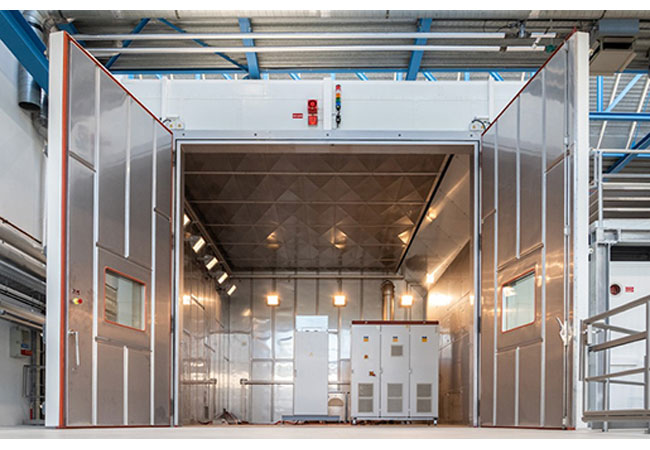 PB: weisstechnik liefert leistungsstarke Klimasimulationsanlage für Belastungstests an Windenergieanlagen-Elektronik