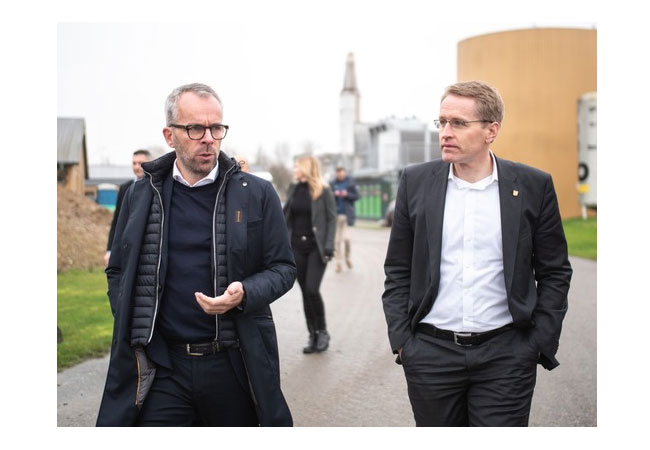 PB: Günther besucht GP JOULE: CEO Ove Petersen stellt dem Ministerpräsident*in von Schleswig-Holstein das Erneuerbare-Energien-Unternehmen vor