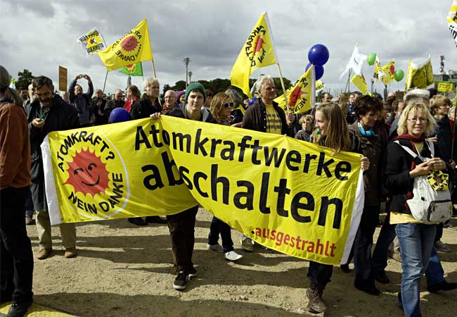 PB: Demo gegen Laufzeitverlängerung / Foto: Julia Baier
