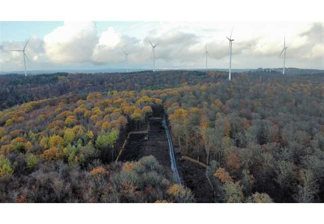 PB: Luftaufnahme Blasbach - An dieser Stelle entsteht eine der beiden Windkraftanlagen im Windpark Blasbach. / ©: Koehler-Gruppe