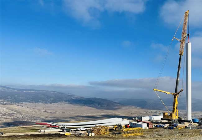 PB: China's Largest Exported Telescopic Crane, XCMG XCC2000, Completes Its First Assignment in Europe.
