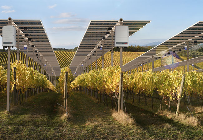 PB: Der neue Solartracker von SolarEdge nutzt innovative KI-Technologie, um die Sonne zu verfolgen und den Winkel der Solarmodule so anzupassen, dass die Stromproduktion maximiert wird. Dadurch wird die Systemleistung um bis zu sechs Prozent gesteigert und gleichzeitig der Energiegewinn optimiert.