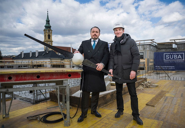 PB: 16 Kleinwindturbinen versorgen Wohnbauprojekt mit Ökostrom
